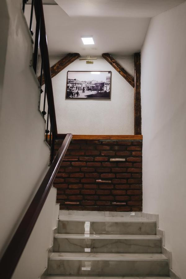 Hotel Gate Szkopje Kültér fotó